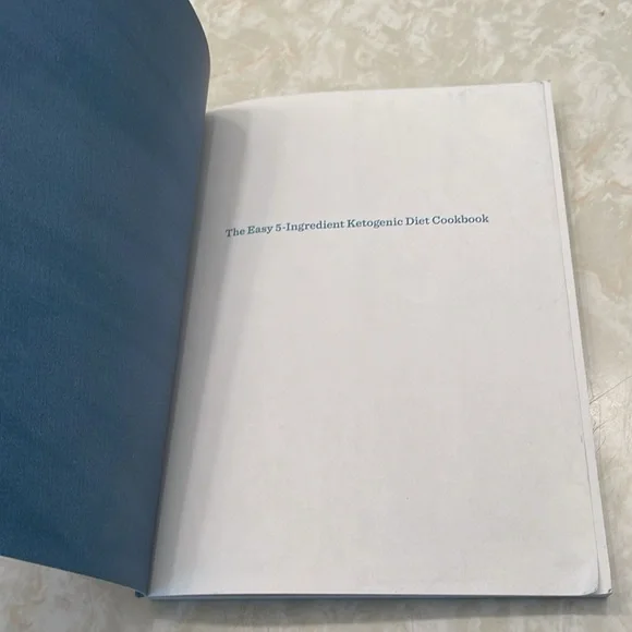 BOOK The Easy 5- Ingredient Ketogenic Diet Cookbook by Jen Fisch GREAT CONDITION - Picture 6 of 9